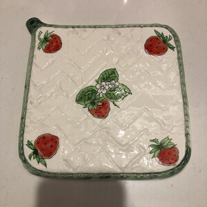 Vintage 1982 Hangable Ceramic Strawberry Trivet